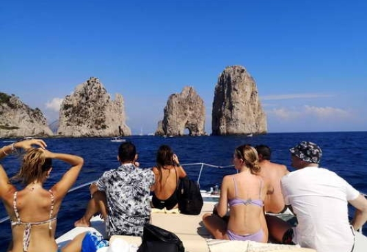 Capri tour in barca condiviso